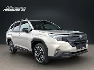 Subaru Forester Station 2.0i e-Boxer Swiss Plus