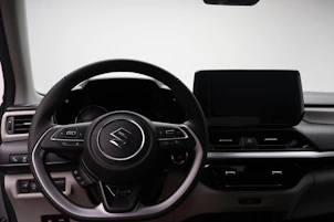 Fahrzeugbild SUZUKI Swift 1.2 Sakura Top Hybrid