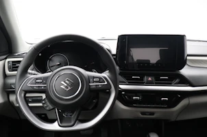 Fahrzeugbild SUZUKI Swift 1.2 Sakura Top Hybrid