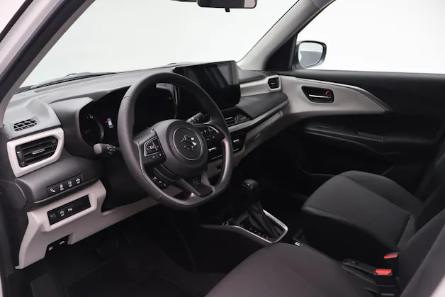 Suzuki Swift 1.2 Sakura Top Hybrid