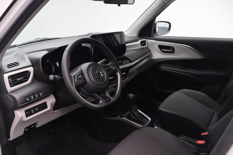 immagine del veicolo SUZUKI SWIFT