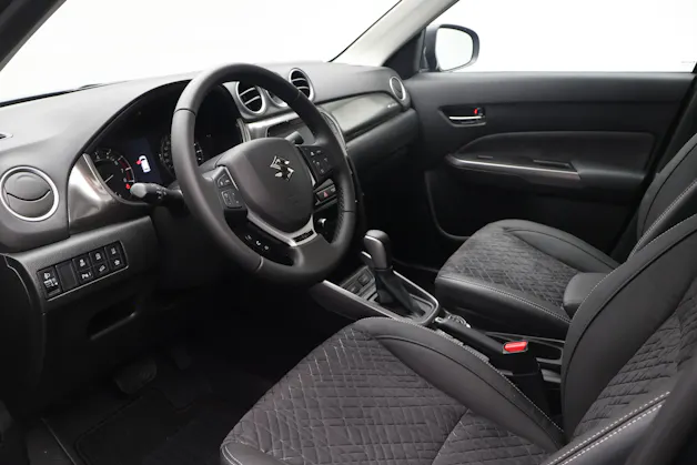 Suzuki Vitara 1.4 T Sakura Hybrid 4x4
