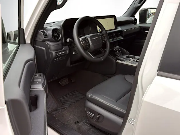 Toyota Land Cruiser 2.8 D 48V Style