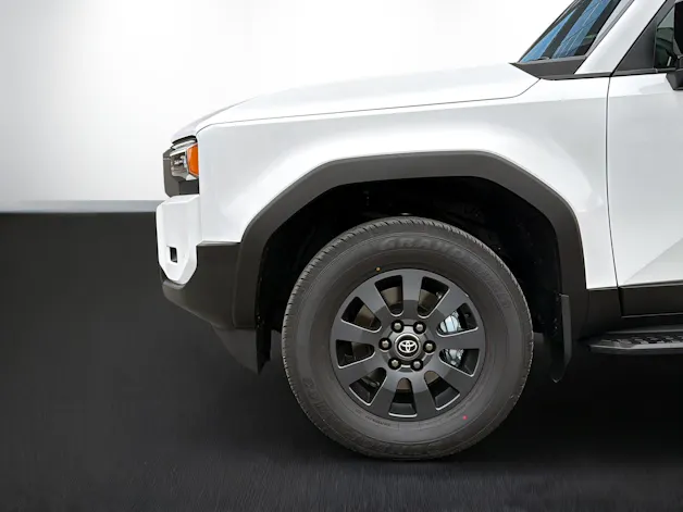 Toyota Land Cruiser 2.8 D 48V Style