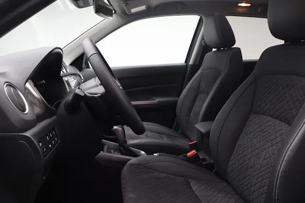 Suzuki Vitara 1.4 T Sakura Hybrid 4x4