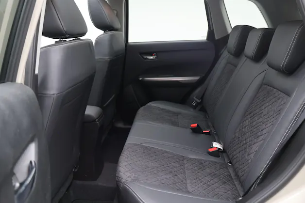 Suzuki Vitara 1.4 T Sakura Top Hybrid 4x4