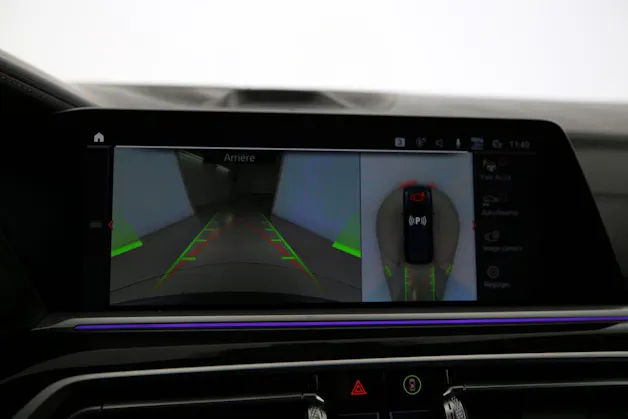 BMW X7 M50i