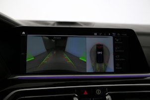 Vehicle image BMW X7 M50i