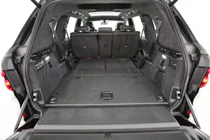 BMW X7 M50i