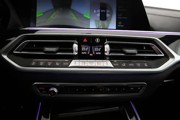 BMW X7 M50i