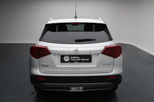 Fahrzeugbild SUZUKI Vitara 1.4 T Sakura Top Hybrid 4x4