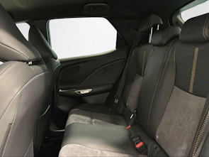 Fahrzeugbild LEXUS LBX 1.5 Hybrid Cool AWD