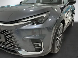 Lexus LBX 1.5 Hybrid Cool AWD