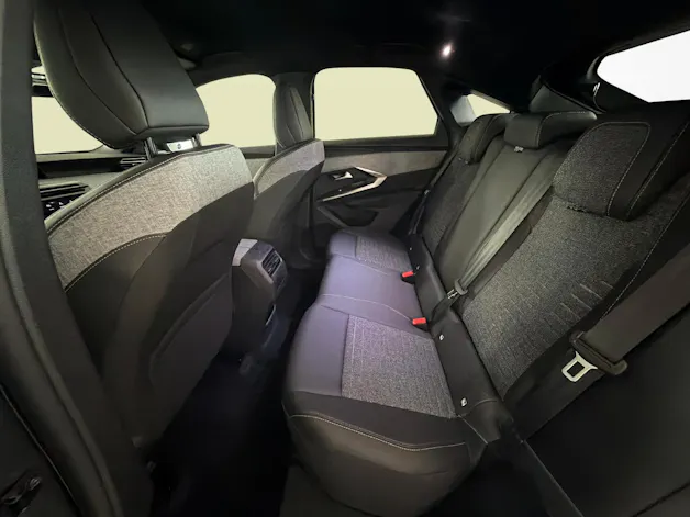 PEUGEOT 3008 1.2 Hybrid Allure Premium
