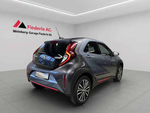 Toyota Aygo X 1.0 VVT-i Undercover