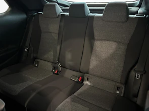 Fahrzeugbild TOYOTA C-HR 2.0 HEV Swiss Edition 4x4