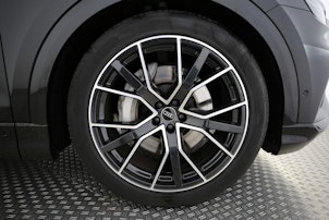 Fahrzeugbild AUDI Q8 3.0 55 TFSI e quattro T-Tronic