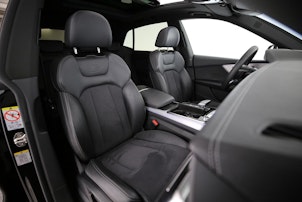 Fahrzeugbild AUDI Q8 3.0 55 TFSI e quattro T-Tronic