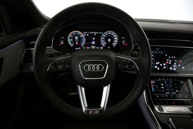 Audi Q8 3.0 55 TFSI e quattro T-Tronic