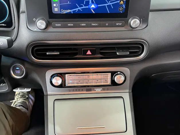 Hyundai Kona Electric Amplia