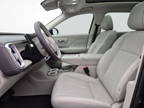 https://vehicle.imgix.net/4185260/a6954335-fa21-4993-abad-c8da795357ae.jpg