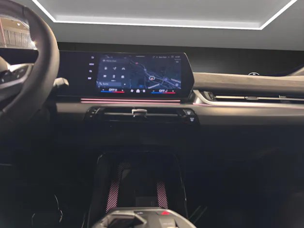 BMW X1 20d xDrive paddles