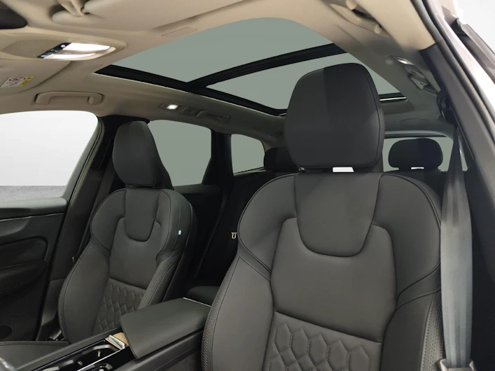 image du véhicule VOLVO XC60