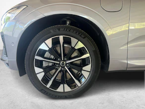 https://vehicle.imgix.net/4185324/5469af02-17d3-4506-901d-c8f0a9a9b3ae.jpg