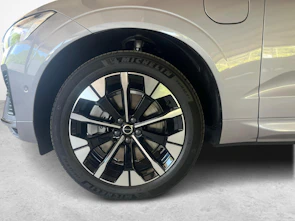 image du véhicule VOLVO XC60 2.0 T6 TE Plus Bright eAWD