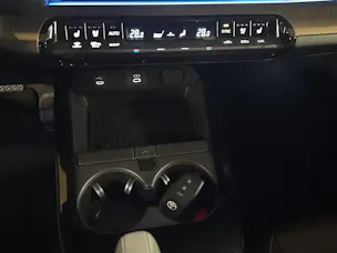 Toyota Prius 2.0 Plug-In-Hybrid Premium