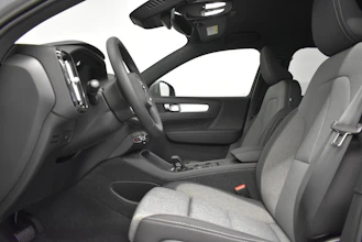 https://vehicle.imgix.net/4185391/b8bf0c26-19dd-4ffa-a82b-9ba739b3b8d2.JPG