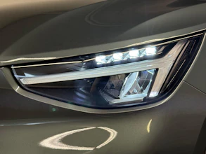 https://vehicle.imgix.net/4185391/c752c48c-79d0-4a36-99e7-b77c275c67e7.jpg