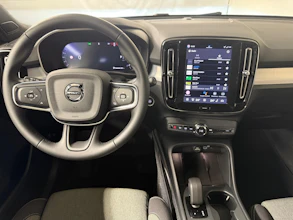 https://vehicle.imgix.net/4185424/240d4a58-5962-4dbe-b98f-abdbb1bb00d5.jpg