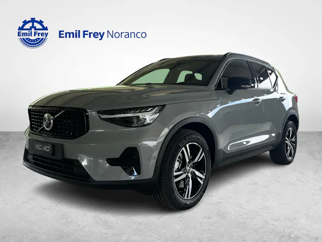 Volvo XC40 2.0 B3 MH Plus Dark