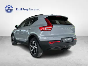 Volvo XC40 2.0 B3 MH Plus Dark