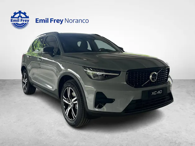 Volvo XC40 2.0 B3 MH Plus Dark