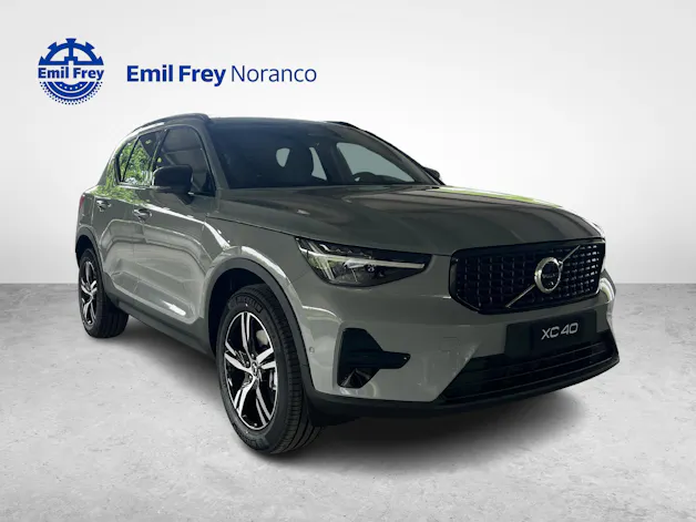 Volvo XC40 2.0 B3 MH Plus Dark