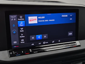 https://vehicle.imgix.net/4185433/dc53156b-57e0-4e8d-b60d-22a3de9fb907.jpg