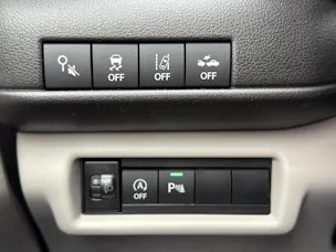 Suzuki Swift 1.2 Sakura Hybrid