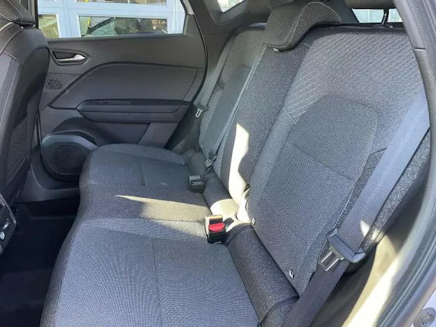 Renault Captur 1.8 E-Tech techno