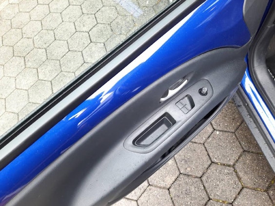 Fahrzeugbild 9 Fahrzeugbild 9