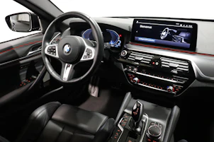 image du véhicule BMW 530e xDrive SAG Touring