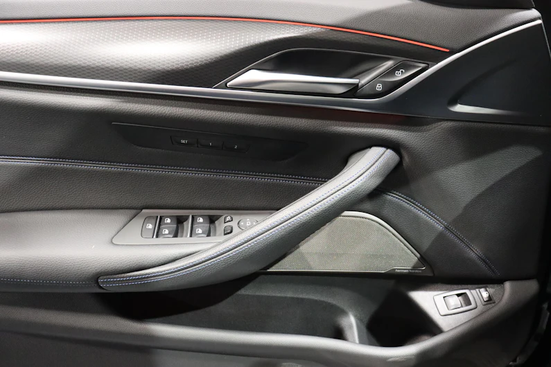 image du véhicule BMW 5 SERIES