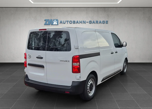 image du véhicule 4 image du véhicule 4