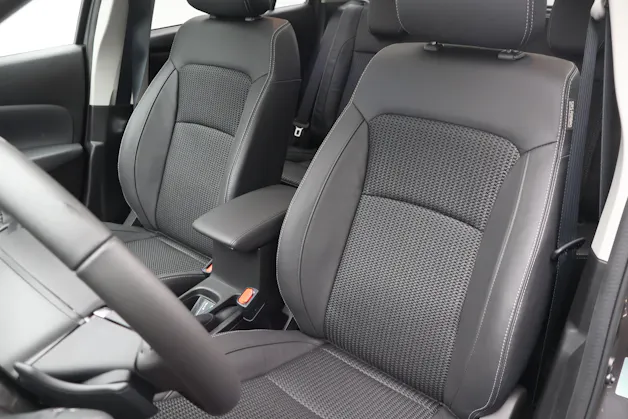 Suzuki S-Cross 1.4 T Sakura Top Hybrid 4x4