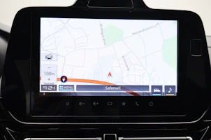 Fahrzeugbild SUZUKI S-Cross 1.4 T Sakura Top Hybrid 4x4