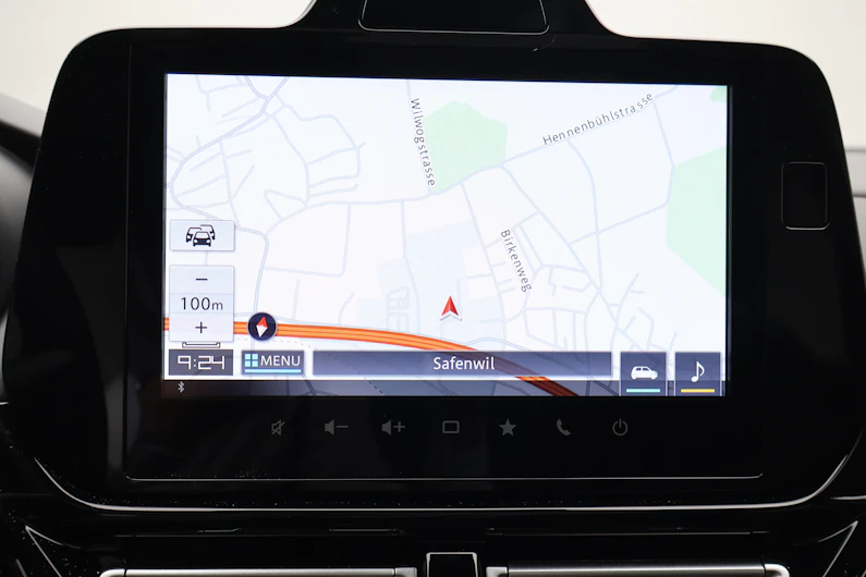 Fahrzeugbild SUZUKI S-CROSS