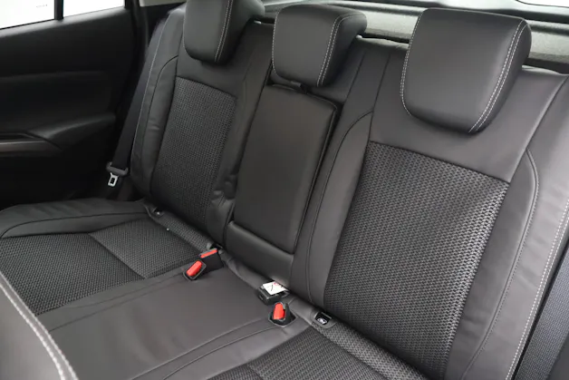 Suzuki S-Cross 1.4 T Sakura Top Hybrid 4x4