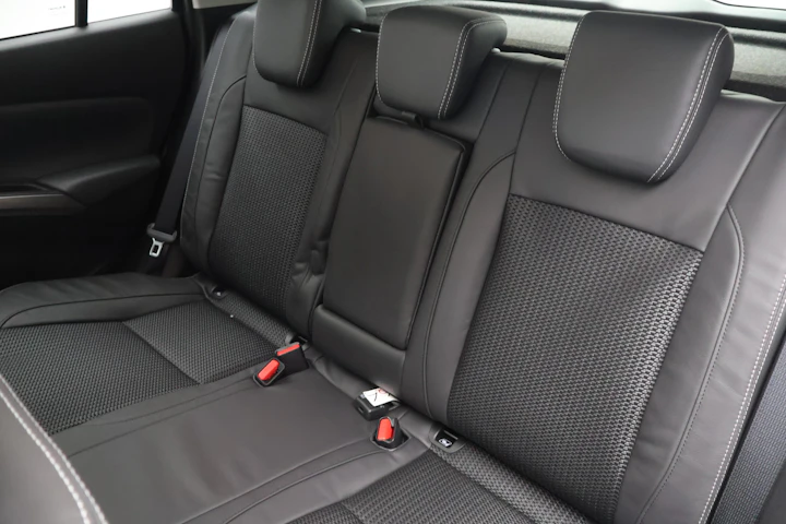 SUZUKI S-Cross 1.4 T Sakura Top Hybrid 4x4: Jetzt Probefahrt buchen!