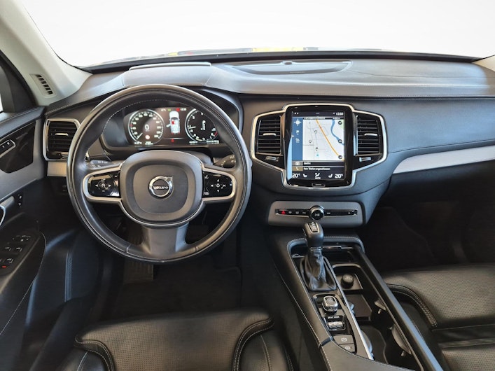 immagine del veicolo VOLVO XC90